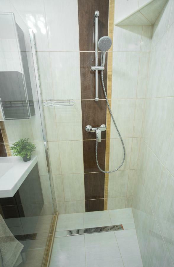 Pisztacia Apartman Daire Eğri Dış mekan fotoğraf
